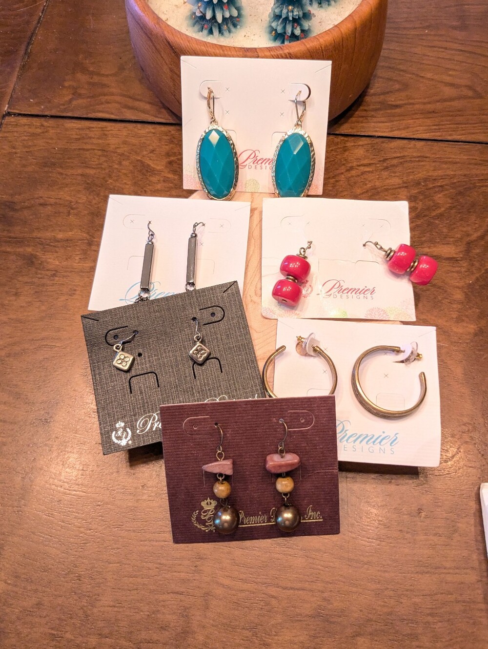 Premier Designs Dead Stock 6 Pairs Earrings Lot